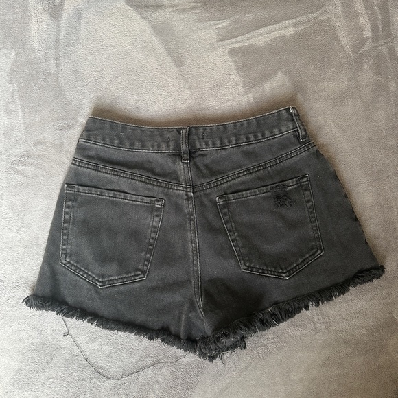 PacSun black denim shorts - Picture 2 of 3